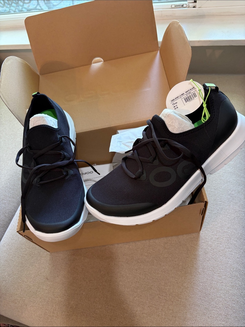 Black Oofos Oomg Athletic Sneakers